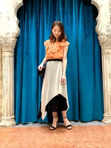 GRACE CONTINENTAL The Banquet eri コーディネート画像