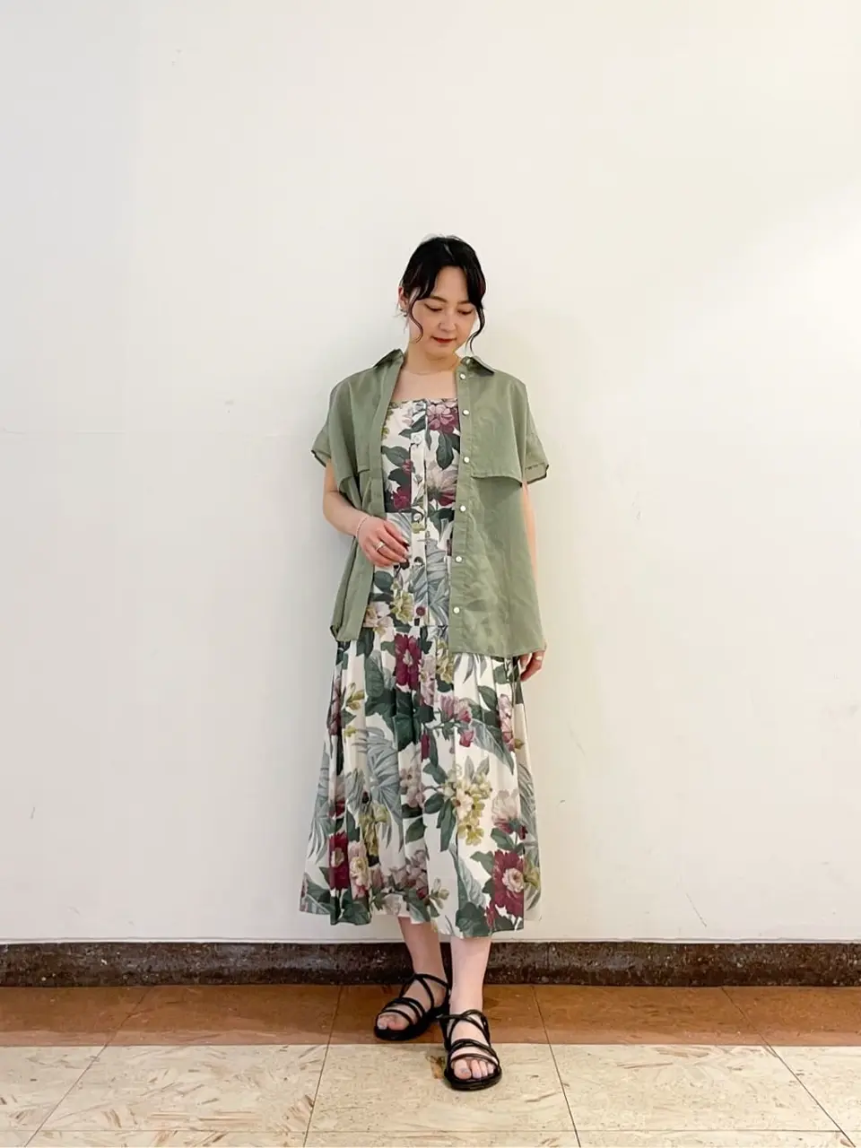 GRACE CONTINENTAL The Banquet SHOKO コーディネート画像