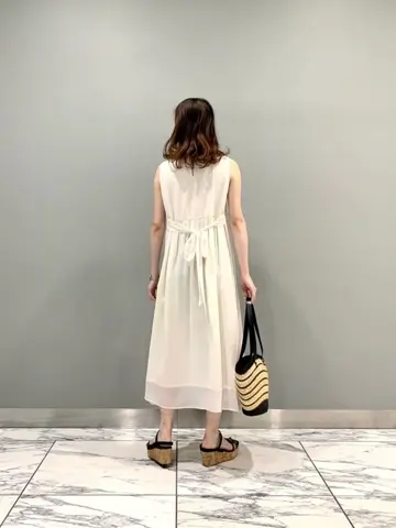 GRACE CONTINENTAL The Banquet eri コーディネート画像