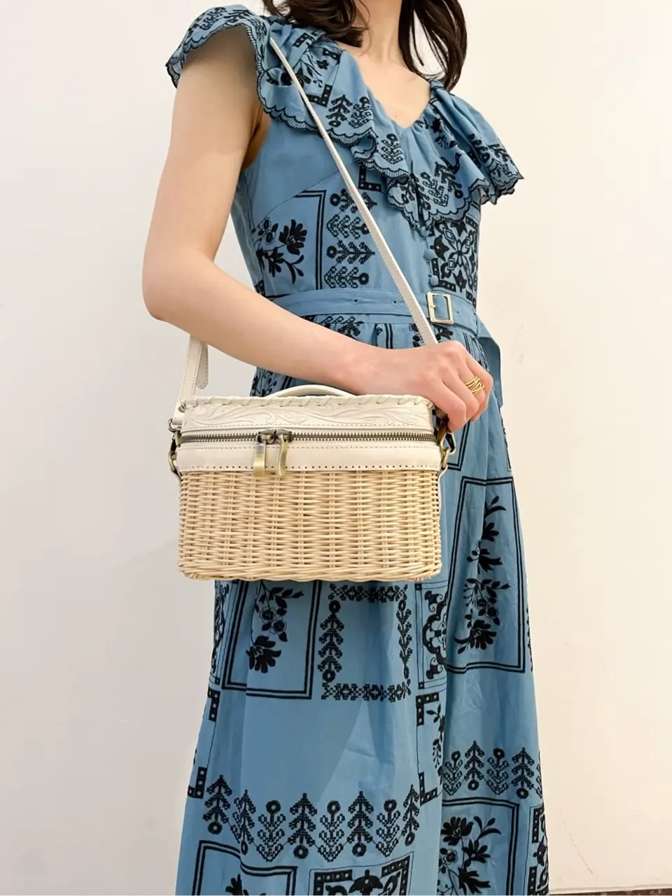 GRACE CONTINENTAL The Banquet yuri コーディネート画像