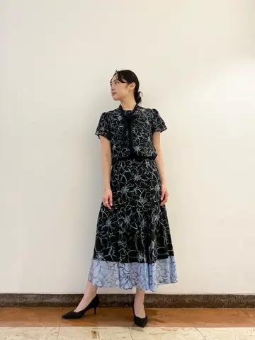 GRACE CONTINENTAL The Banquet SHOKO コーディネート画像