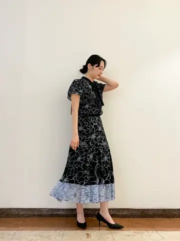 GRACE CONTINENTAL The Banquet SHOKO コーディネート画像