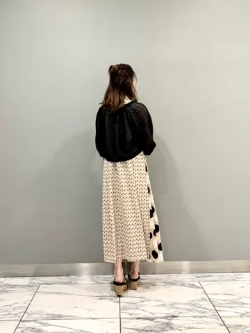 GRACE CONTINENTAL The Banquet eri コーディネート画像