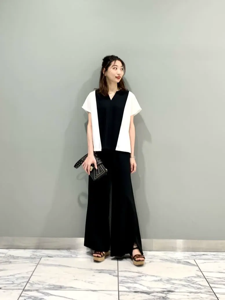 GRACE CONTINENTAL The Banquet eri コーディネート画像