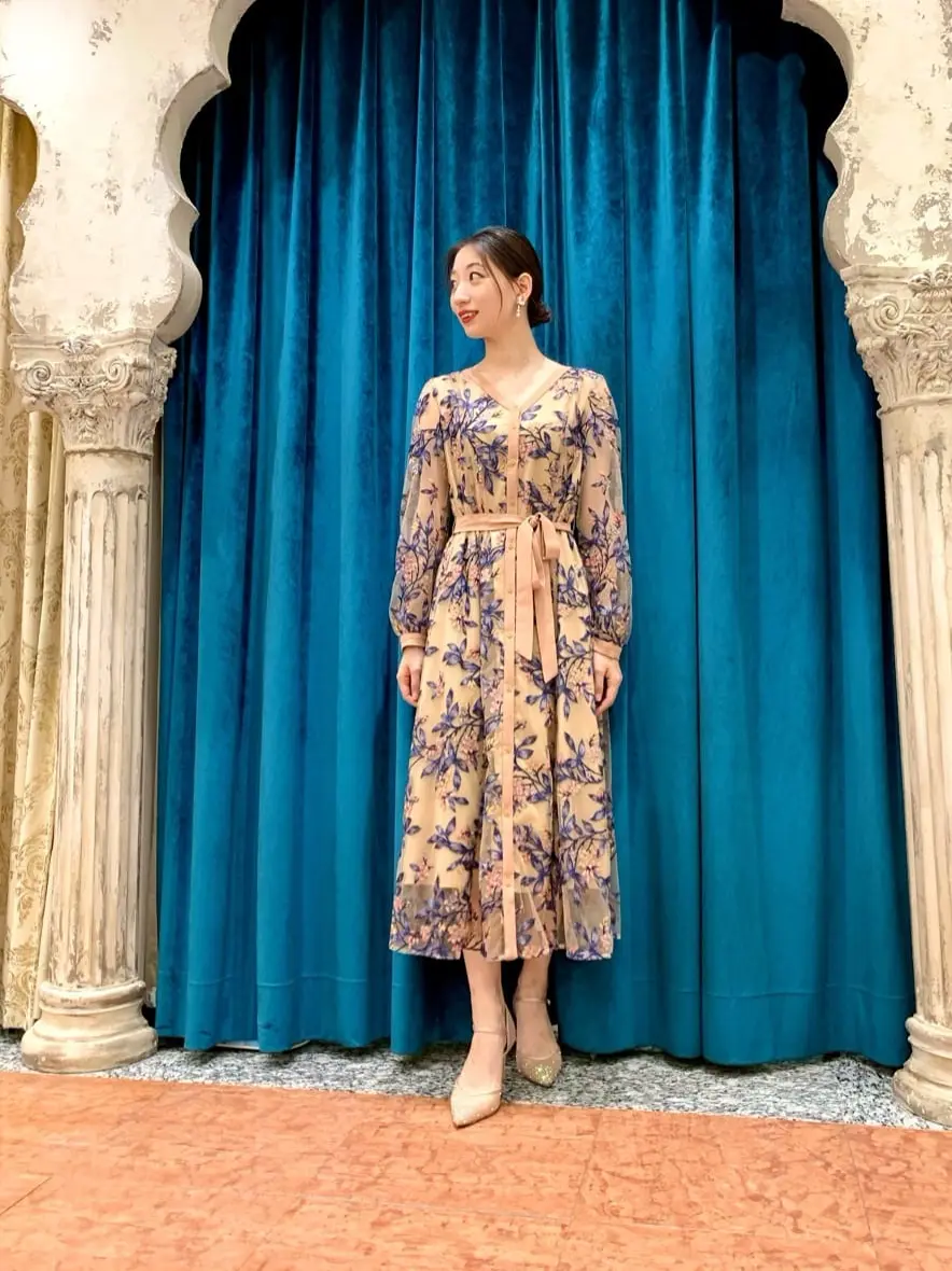 GRACE CONTINENTAL The Banquet eri コーディネート画像