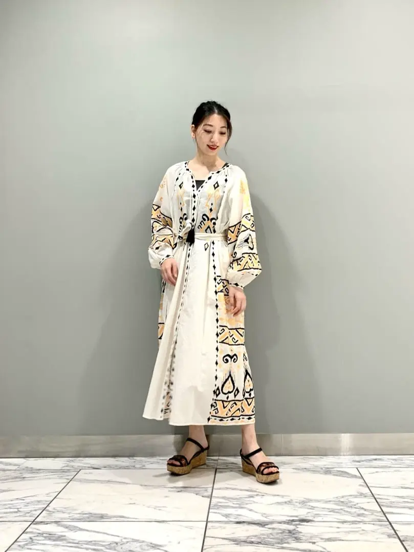 GRACE CONTINENTAL The Banquet eri コーディネート画像