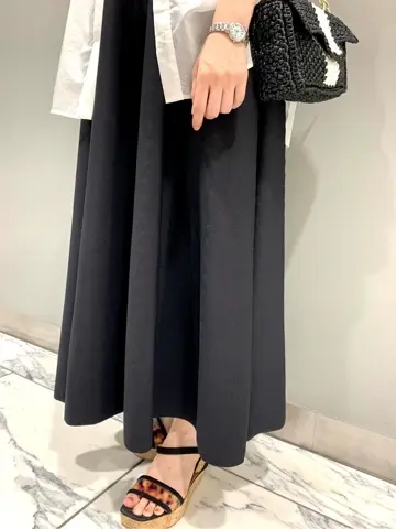 GRACE CONTINENTAL The Banquet eri コーディネート画像