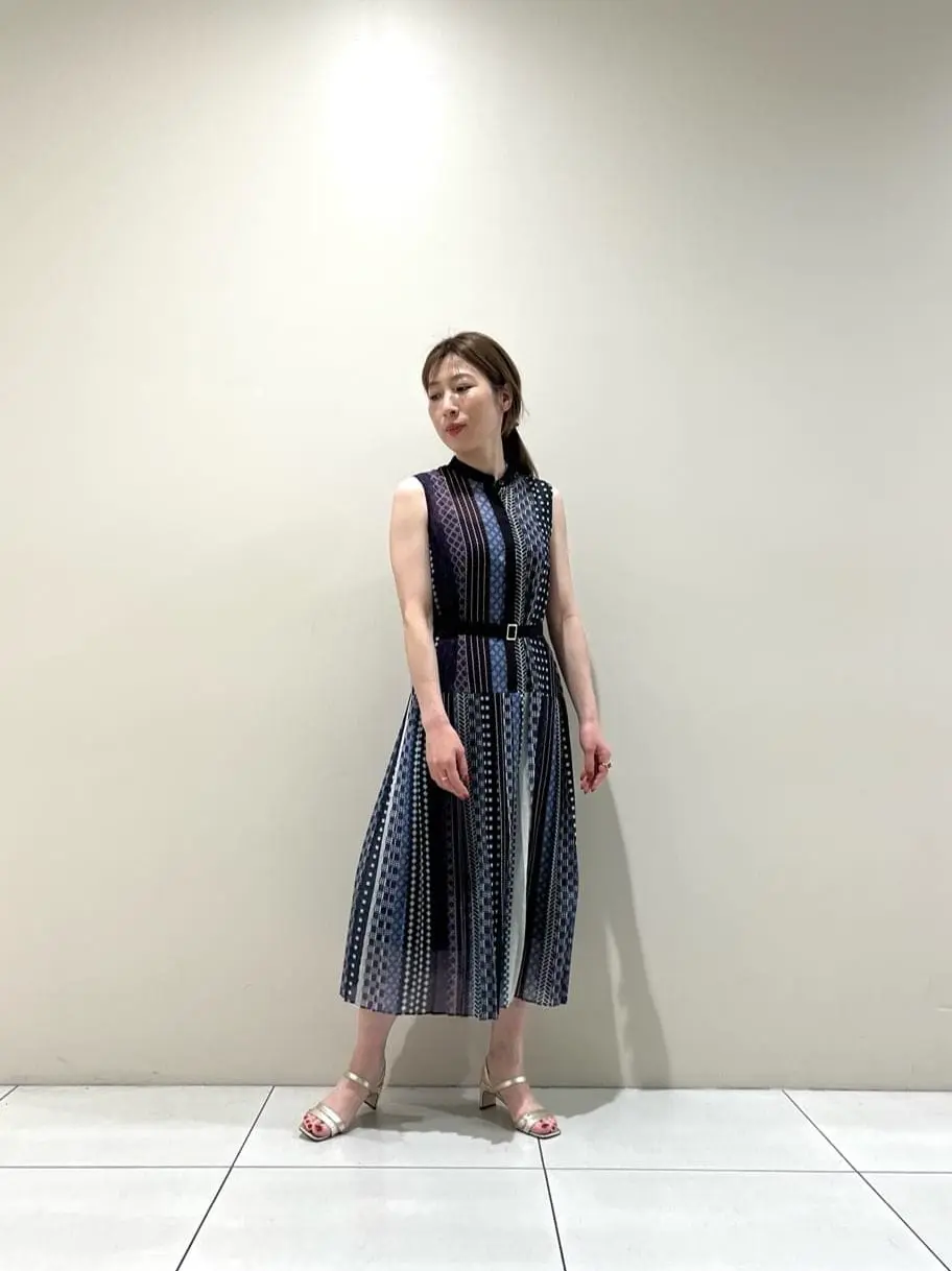 GRACE CONTINENTAL The Banquet 泉　智子 コーディネート画像