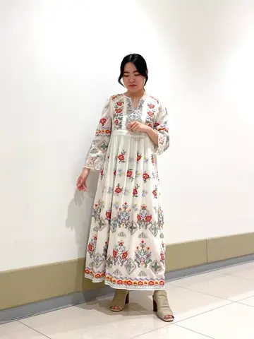 GRACE CONTINENTAL The Banquet 松原 明音 コーディネート画像