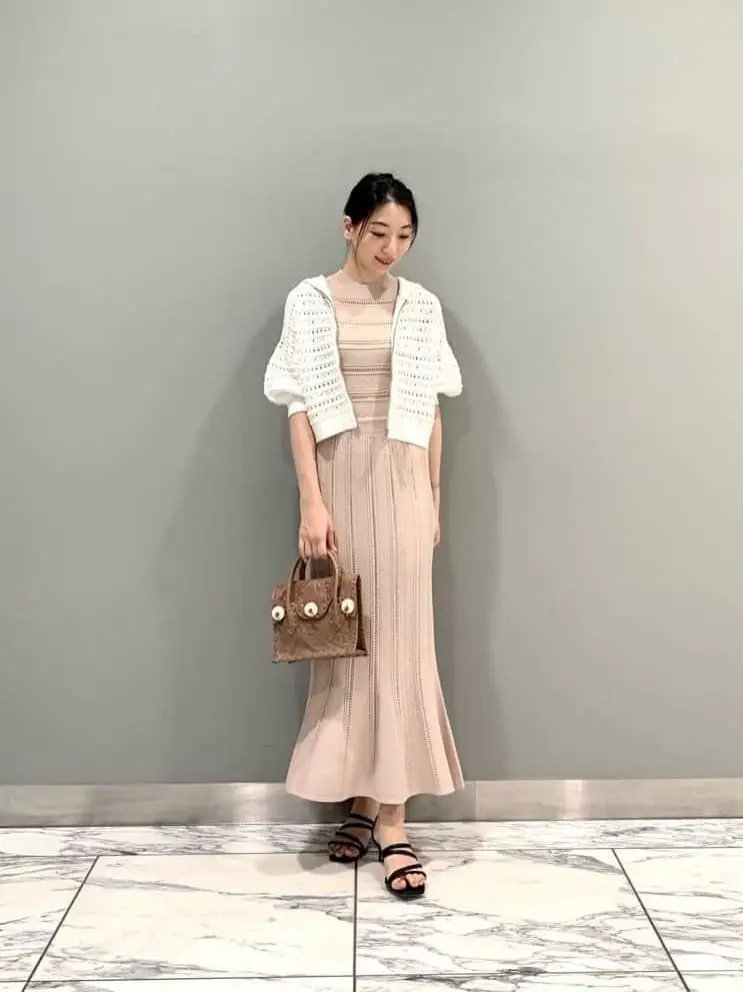 GRACE CONTINENTAL The Banquet eri コーディネート画像