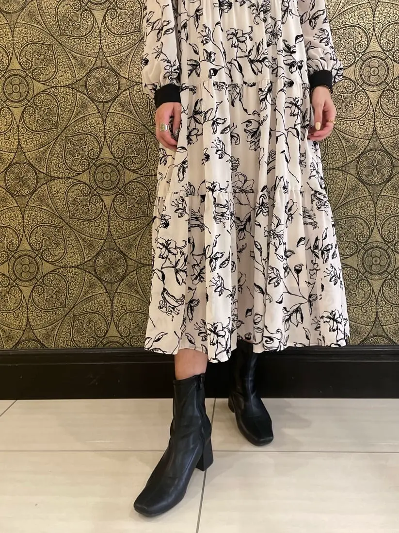 GRACE CONTINENTAL The Banquet  Sekine コーディネート画像