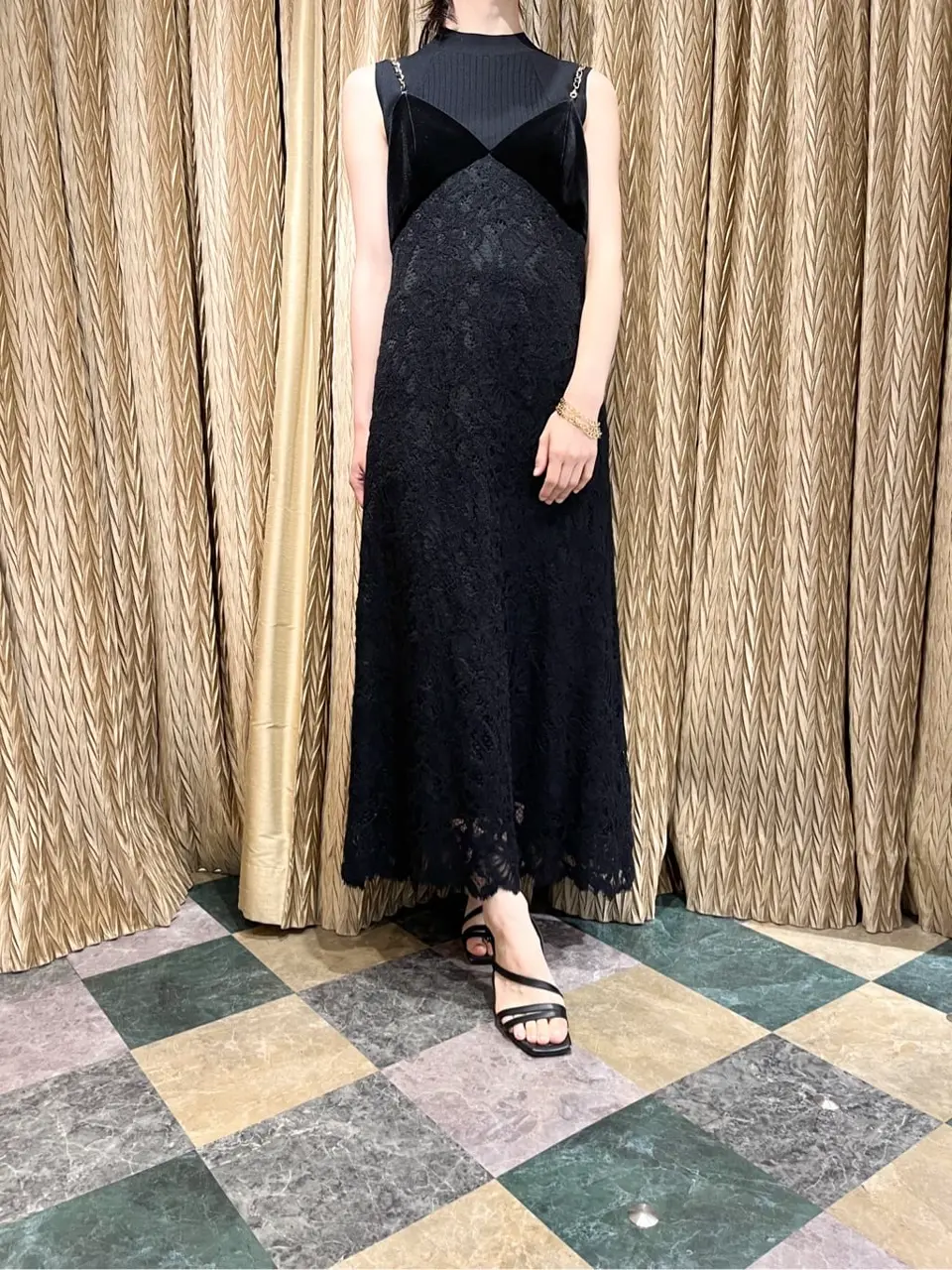 GRACE CONTINENTAL The Banquet yuri コーディネート画像