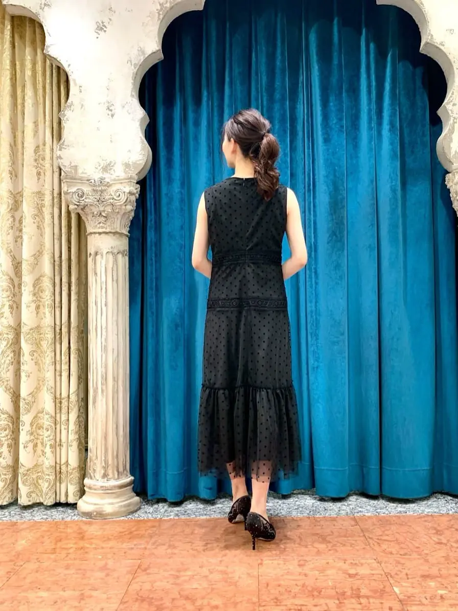 GRACE CONTINENTAL The Banquet eri コーディネート画像