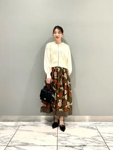 GRACE CONTINENTAL The Banquet eri コーディネート画像