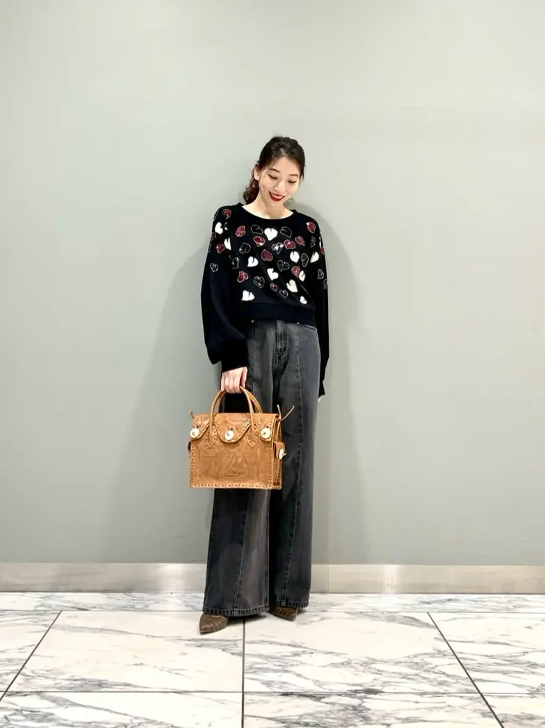 GRACE CONTINENTAL The Banquet eri コーディネート画像