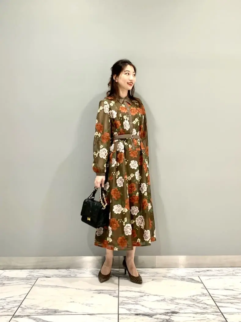 GRACE CONTINENTAL The Banquet eri コーディネート画像