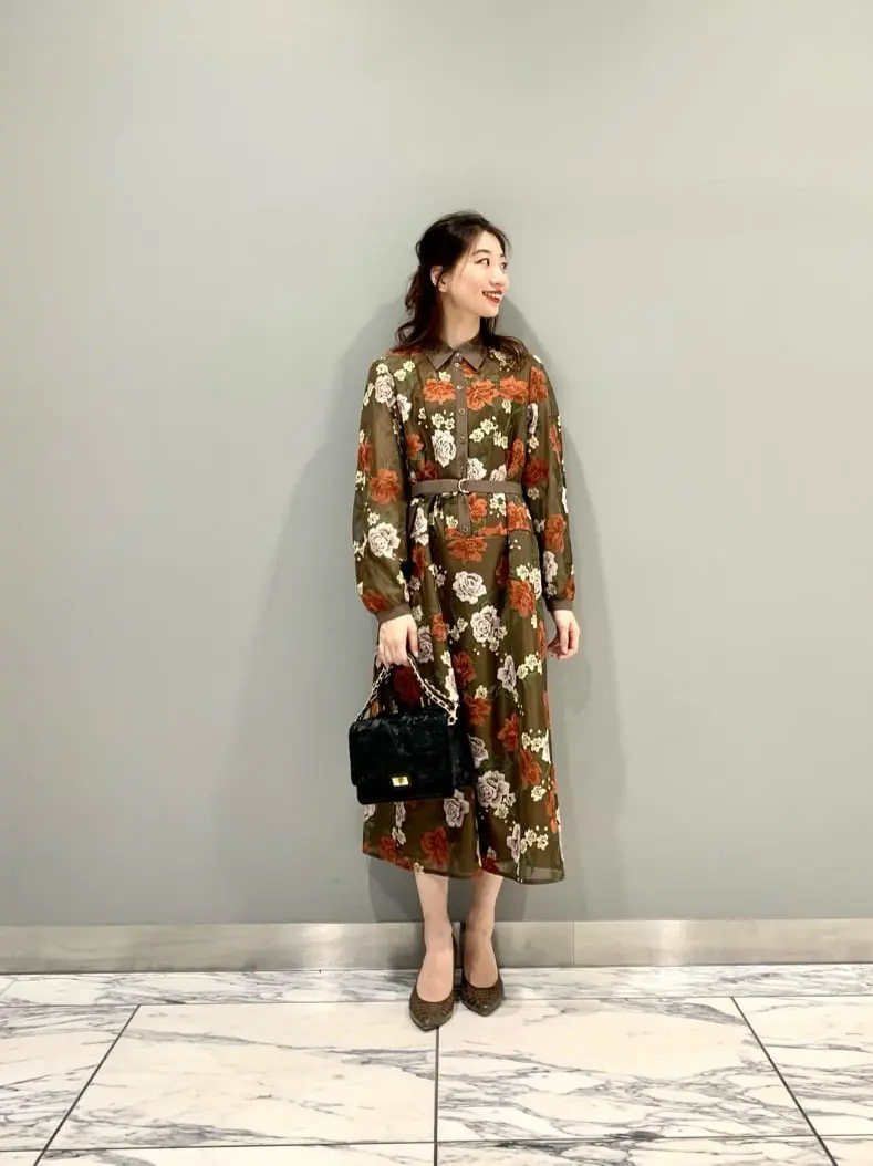 GRACE CONTINENTAL The Banquet eri コーディネート画像