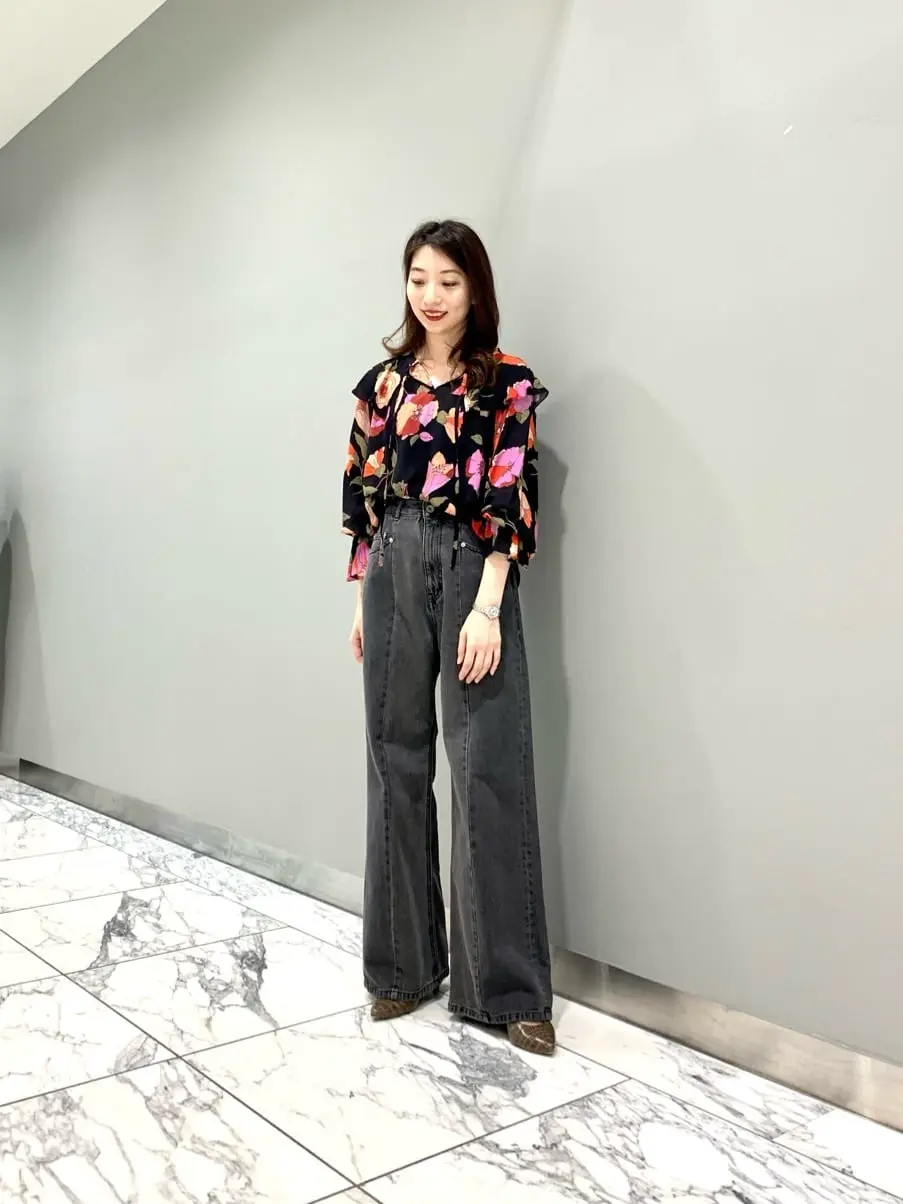 GRACE CONTINENTAL The Banquet eri コーディネート画像