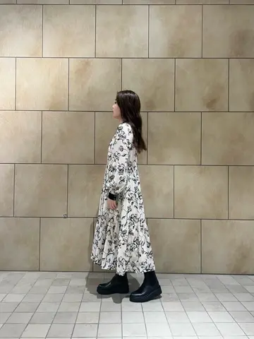 GRACE CONTINENTAL The Banquet 赤坂 梨来 コーディネート画像