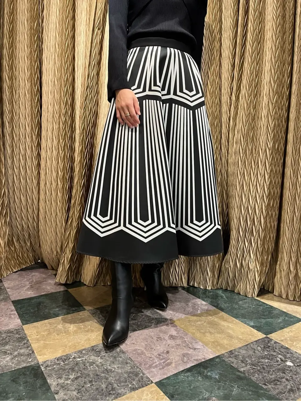 GRACE CONTINENTAL The Banquet yuri コーディネート画像