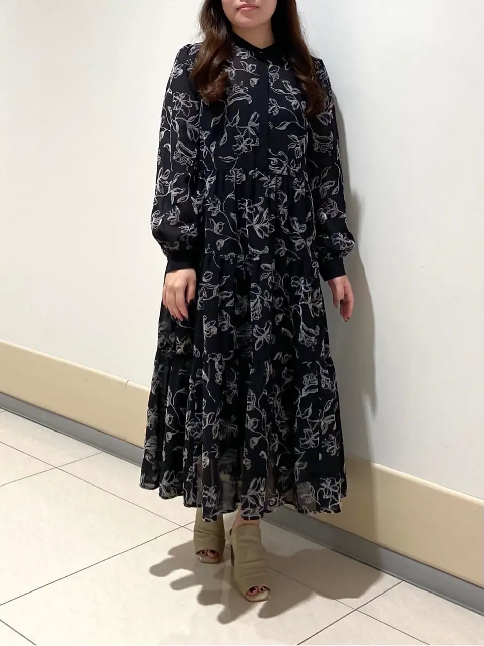 GRACE CONTINENTAL The Banquet 松原 明音 コーディネート画像