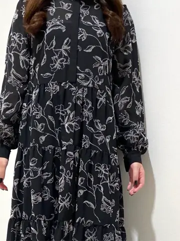 GRACE CONTINENTAL The Banquet 松原 明音 コーディネート画像