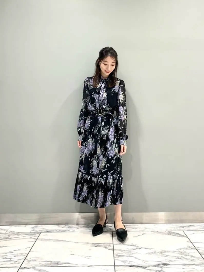 GRACE CONTINENTAL The Banquet eri コーディネート画像