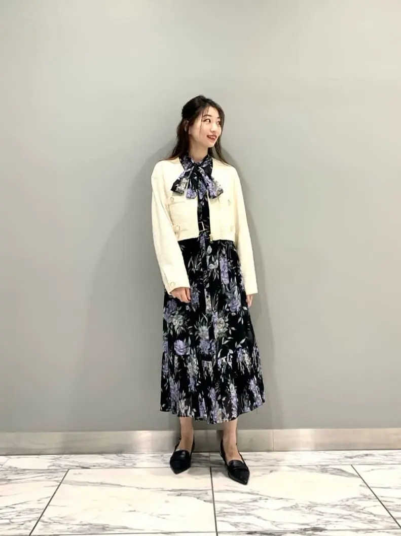 GRACE CONTINENTAL The Banquet eri コーディネート画像