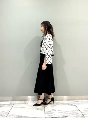 GRACE CONTINENTAL The Banquet eri コーディネート画像