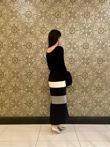 GRACE CONTINENTAL The Banquet  Sekine コーディネート画像