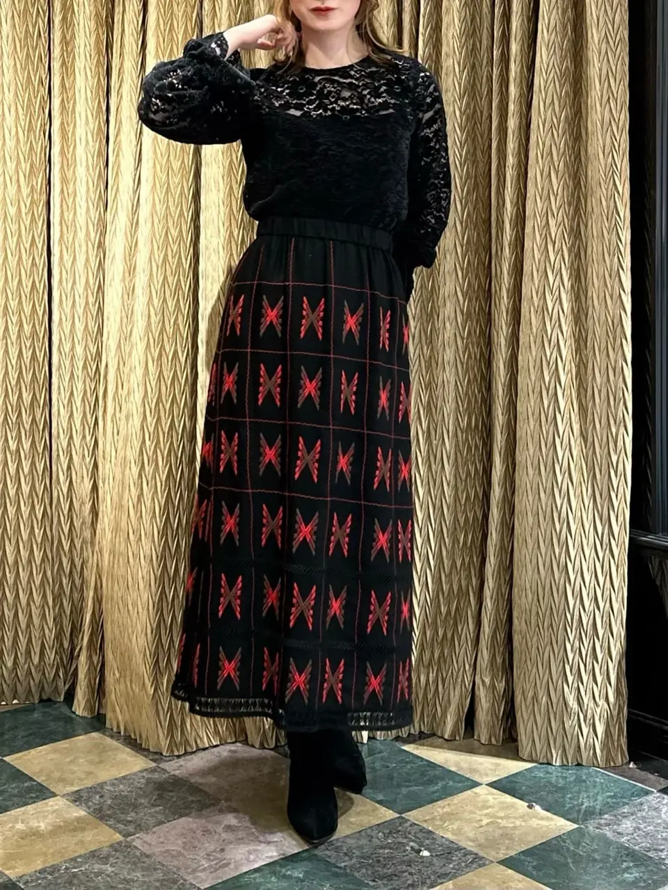 GRACE CONTINENTAL The Banquet Kogane. コーディネート画像