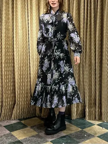 GRACE CONTINENTAL The Banquet Kogane. コーディネート画像