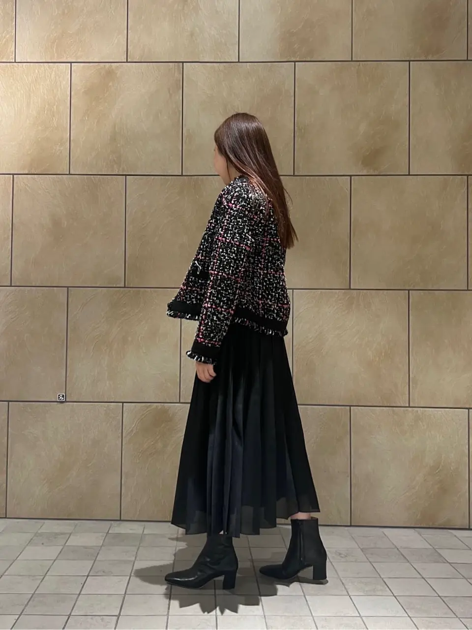 GRACE CONTINENTAL The Banquet 赤坂 梨来 コーディネート画像