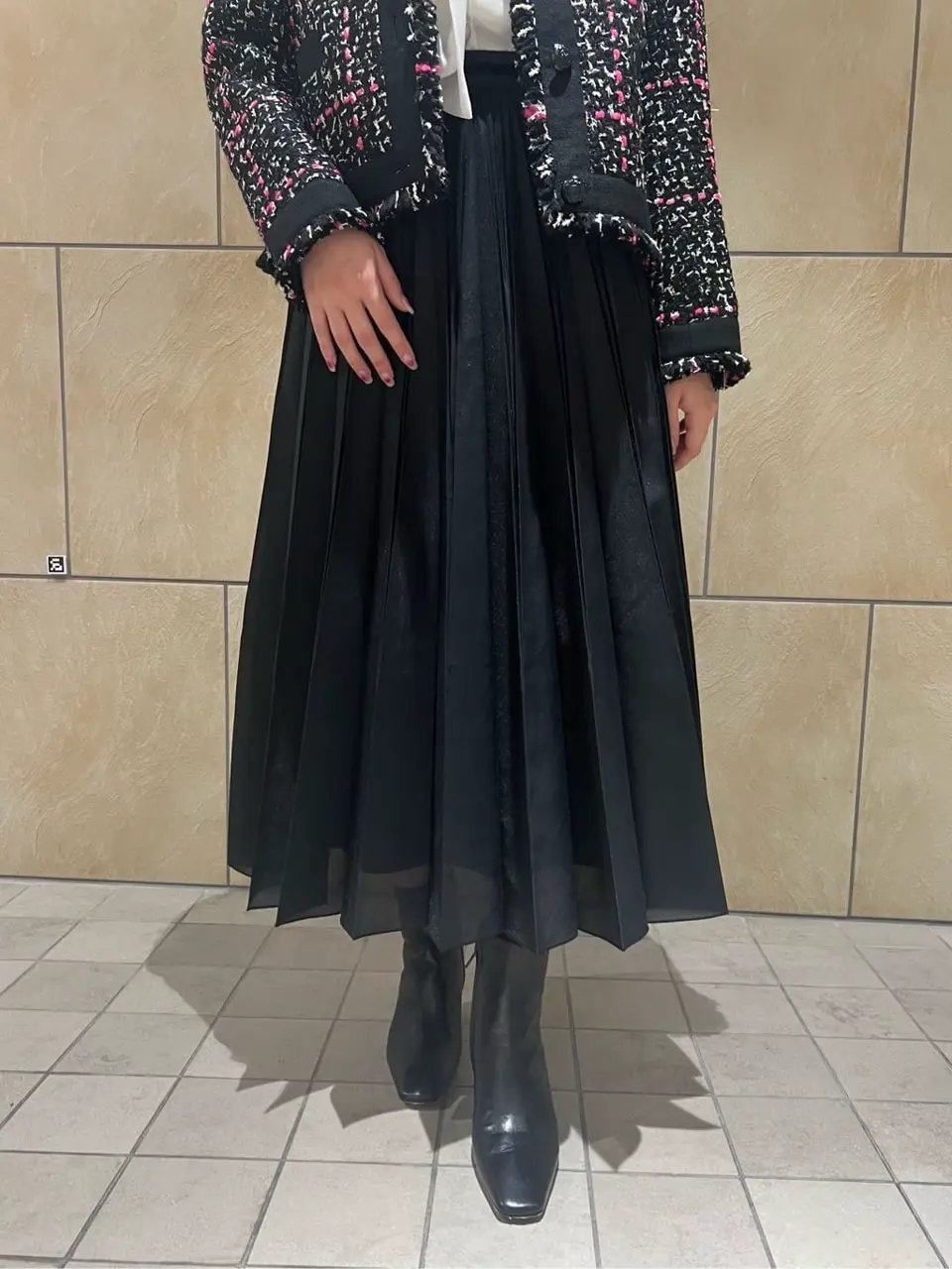 GRACE CONTINENTAL The Banquet 赤坂 梨来 コーディネート画像