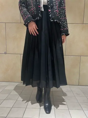 GRACE CONTINENTAL The Banquet 赤坂 梨来 コーディネート画像