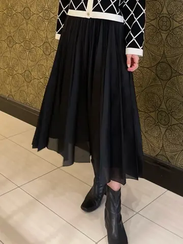 GRACE CONTINENTAL The Banquet  Sekine コーディネート画像