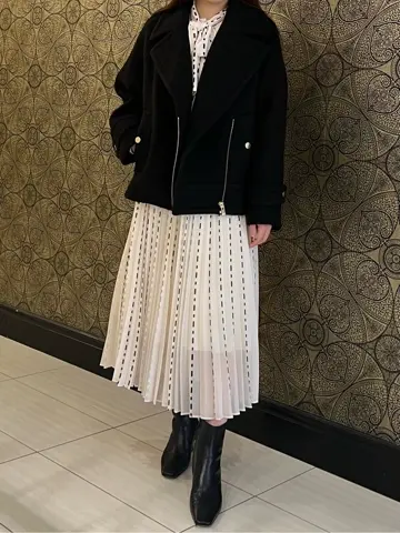 GRACE CONTINENTAL The Banquet 赤坂 梨来 コーディネート画像