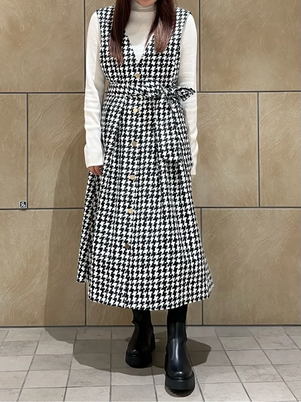 GRACE CONTINENTAL The Banquet 赤坂 梨来 コーディネート画像