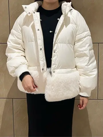 GRACE CONTINENTAL The Banquet 赤坂 梨来 コーディネート画像