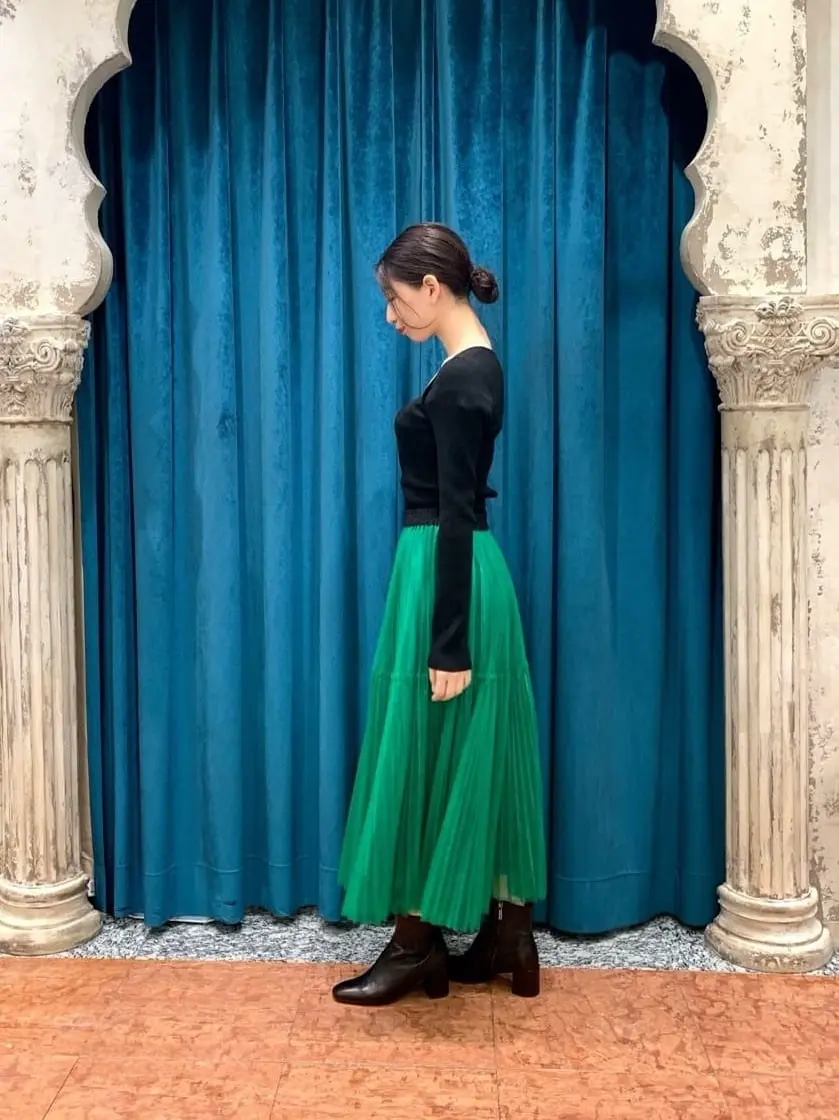 GRACE CONTINENTAL The Banquet eri コーディネート画像