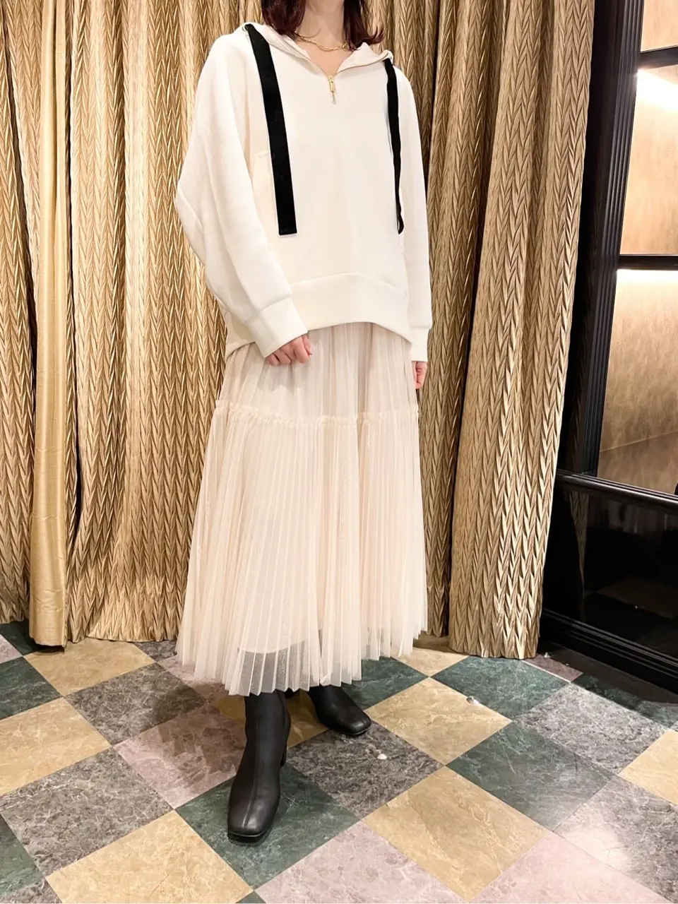 GRACE CONTINENTAL The Banquet yuri コーディネート画像