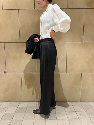 GRACE CONTINENTAL The Banquet 亀田 未希 コーディネート画像