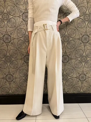 GRACE CONTINENTAL The Banquet 亀田 未希 コーディネート画像