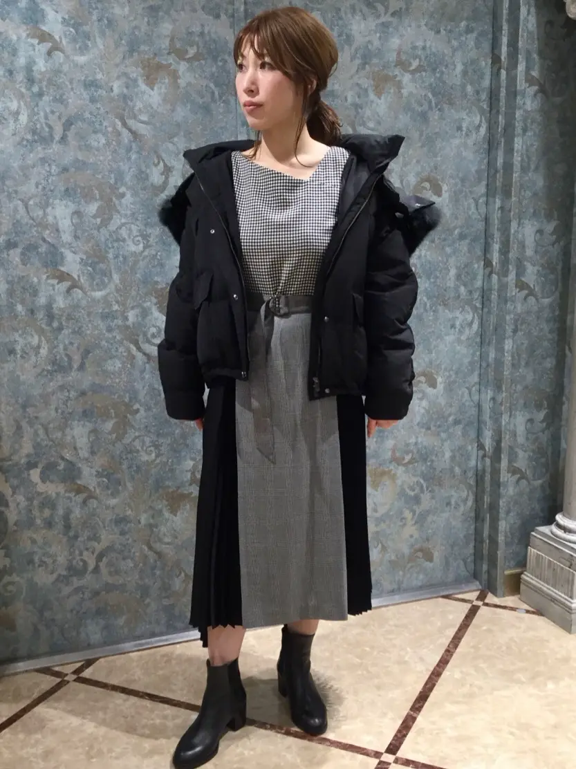 GRACE CONTINENTAL The Banquet 泉　智子 コーディネート画像