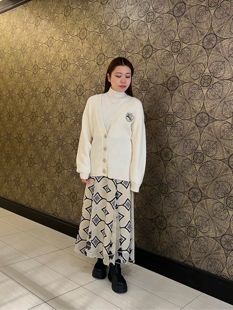 GRACE CONTINENTAL The Banquet 赤坂 梨来 コーディネート画像