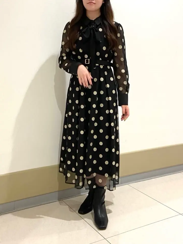 GRACE CONTINENTAL The Banquet 松原 明音 コーディネート画像