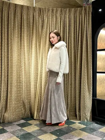 GRACE CONTINENTAL The Banquet Kogane. コーディネート画像