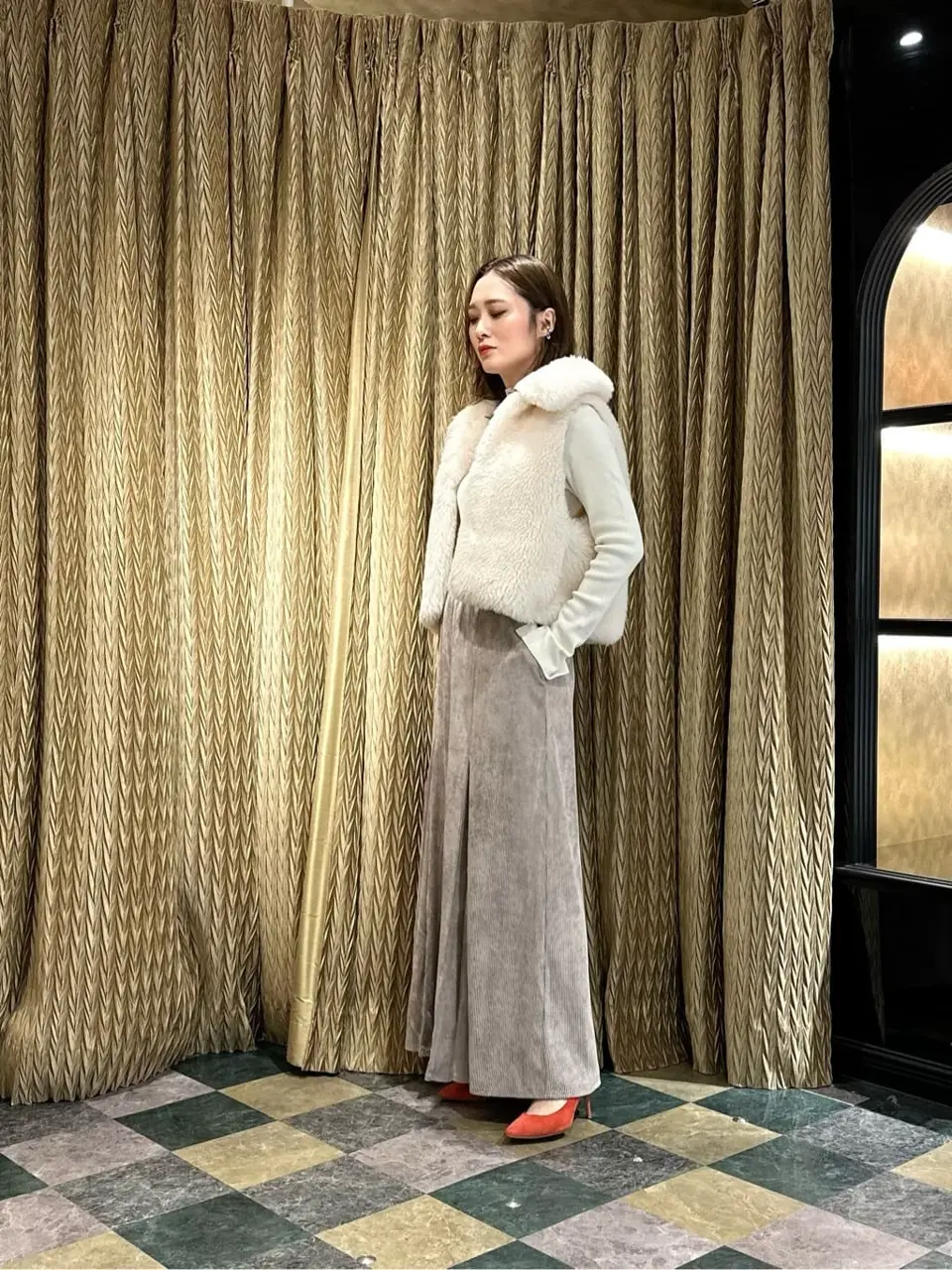 GRACE CONTINENTAL The Banquet Kogane. コーディネート画像