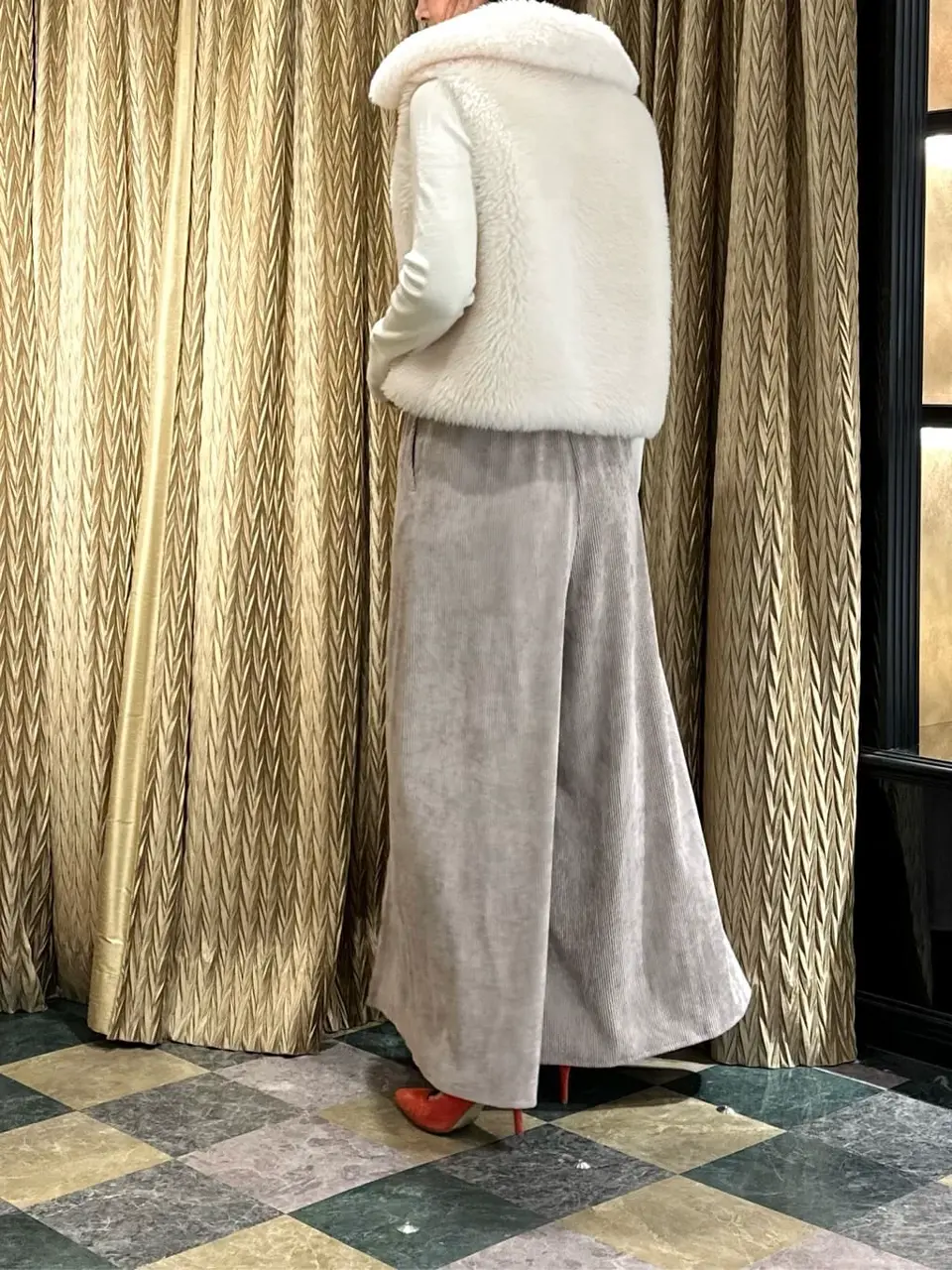 GRACE CONTINENTAL The Banquet Kogane. コーディネート画像