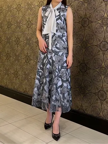 GRACE CONTINENTAL The Banquet 赤坂 梨来 コーディネート画像